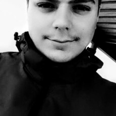 Артемий, 22, Торопец