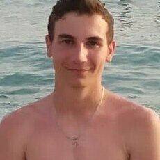 Алексей, 20, Ликино-Дулёво