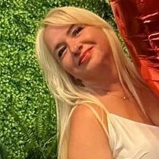 Карина, 48, Окуловка