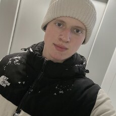 Вася, 20, Лагань