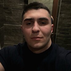 Артур, 27, Неман