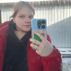 Таиса, 20, Железногорск (Курская область)