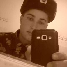 Григорий, 29, Стрежевой