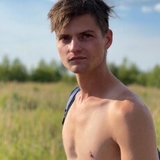 Лёша, 25, Шадринск