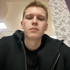 Кир, 20, Старица