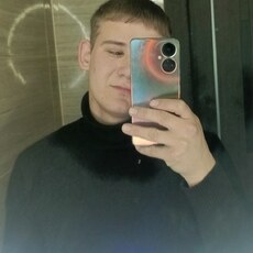 Арсений, 21, Коркино