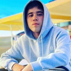 Кир, 23, Беломорск