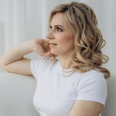 Юля, 41, Серафимович