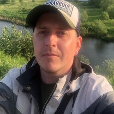 Никон, 37, Бакал