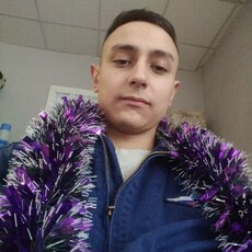 Максим, 23, Дмитровск