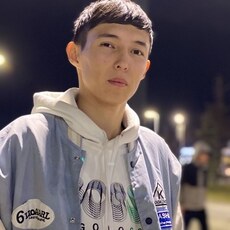 Лукас, 22, Соледар