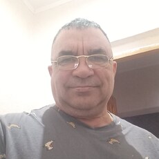 Валера, 45, Курганинск
