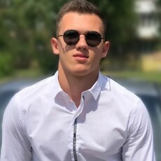 Лукас, 26, Червонопартизанск