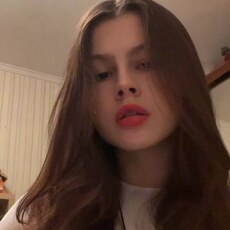Карина, 21, Барнаул