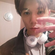 Нестор, 21, Кировск (ЛНР)