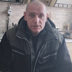 Валентин, 45, Светлый