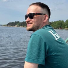 Макс, 32, Циолковский