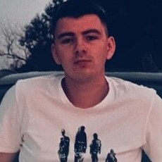 Олеж, 25, Гаджиево
