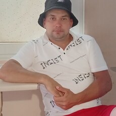 Веня, 41, Кремёнки