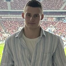 Артемий, 19, Суворов