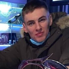 Лёша, 30, Углегорск (ДНР)