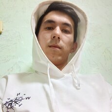 Дмитрий, 27, Первоуральск