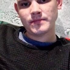 Клим, 26, Зуевка