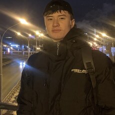Николай, 21, Ликино-Дулёво