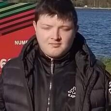 Илюха, 22, Змеиногорск