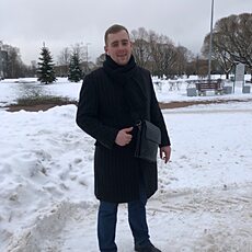Виссарион, 27, Элиста