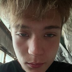 Юрий, 19, Железногорск-Илимский