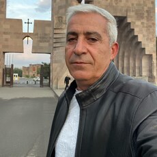 Вадик, 50, Урень