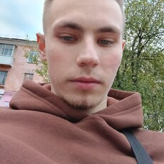 Кир, 23, Новохопёрск