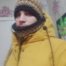 Арсений, 27, Черноголовка
