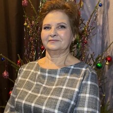 Нина, 61, Соледар