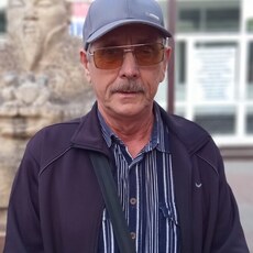 Слава, 62, Богданович