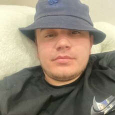 Богдан, 25, Карачев