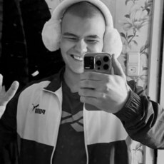 Альберт, 21, Нефтегорск