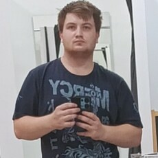 Мирон, 22, Марьинка