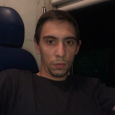Максим, 29, Инта