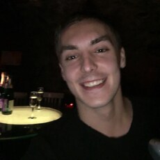Леонид, 27, Пролетарск