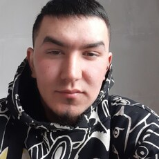Станислав, 21, Новозыбков