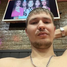 Яша, 27, Новая Каховка