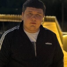 Радомир, 25, Родники