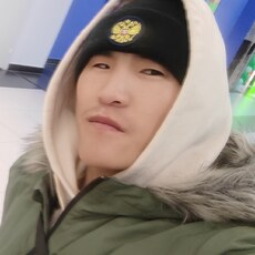 Иван, 22, Салаир