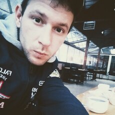 Виктор, 28, Волосово