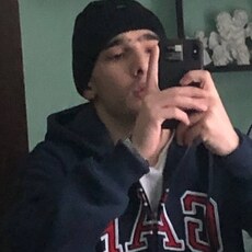 Эдуард, 22, Калачинск