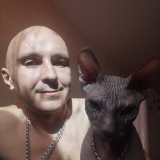 Артёмий, 31, Шумиха