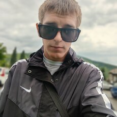 Рома, 21, Барыш