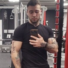 Ростик, 27, Павловск